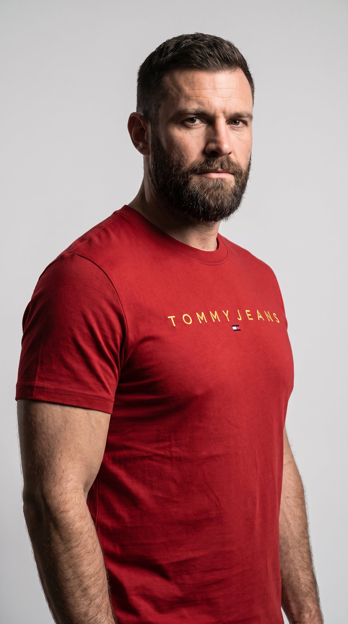 Camiseta Tommy Jeans Bordô Icon - Logo Central