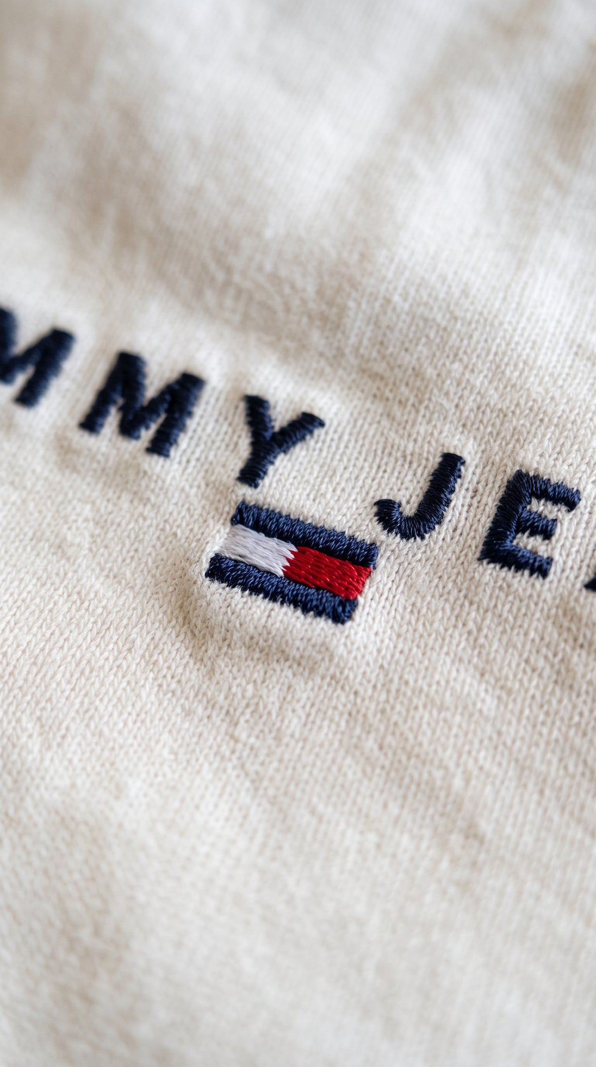 Camiseta Off White Tommy Jeans Bordada - Flag Premium