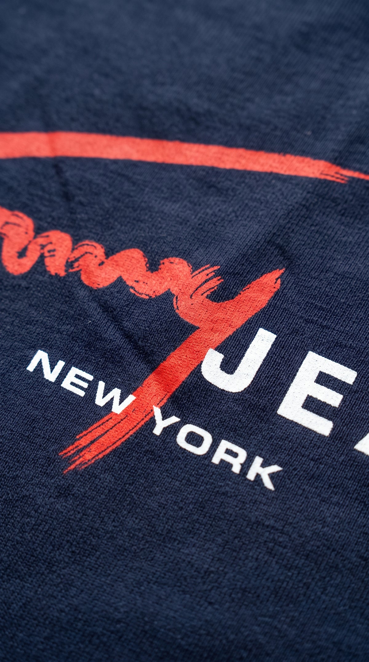 Camiseta TOMMY JEANS New York Logo Script - Azul Marinho